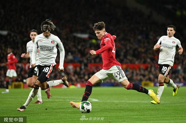 却隐藏着对 却隐藏着对